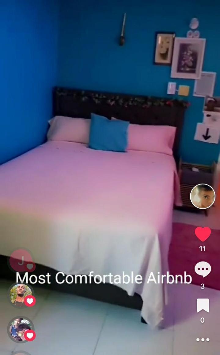 Colorful Private Room Oasis Montego Bay Ngoại thất bức ảnh
